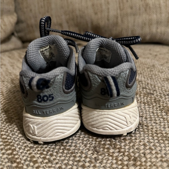 New Balance 805 All Terrain Toddler Sneakers Size 6.5 - Picture 5 of 7